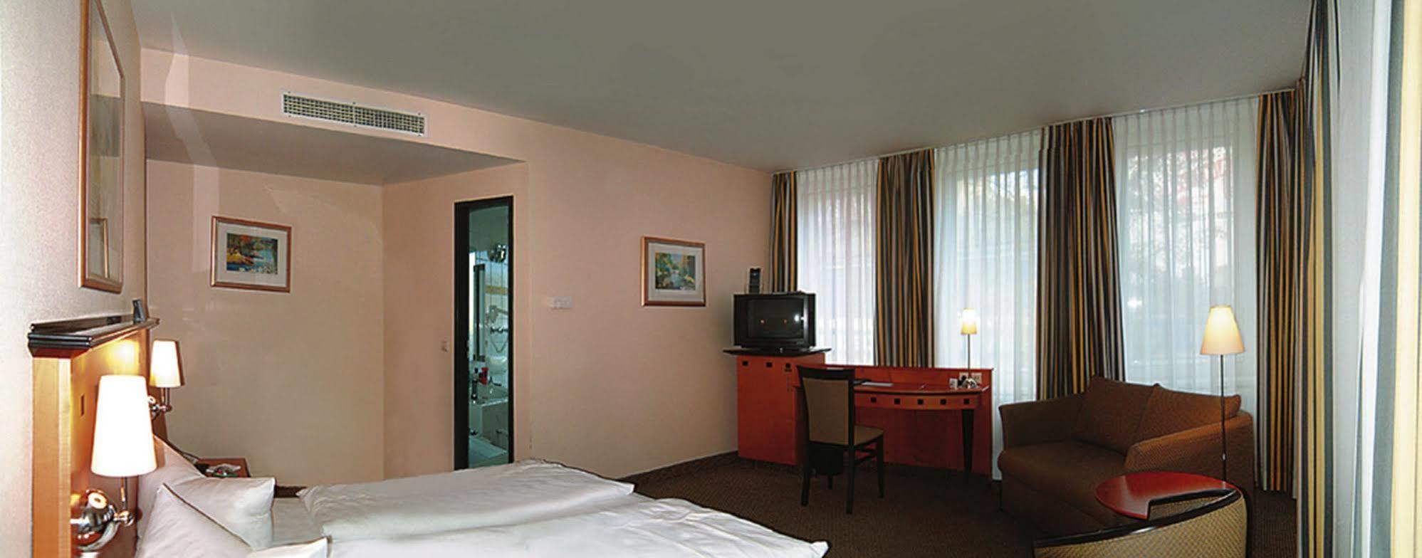 Hotel Alt Tempelhof Βερολίνο Δωμάτιο φωτογραφία